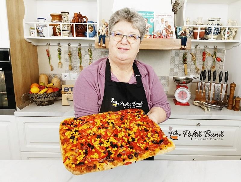 Reteta Pizza de casa – Pizza cu de toate si blat pufos dupa Gina Bradea